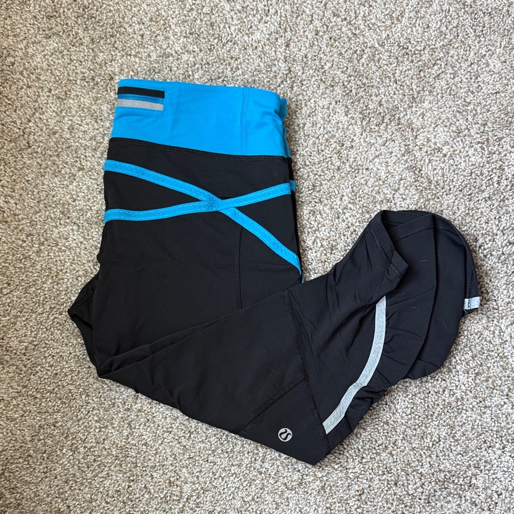 Lululemon Athletica Black and Blue Leggings